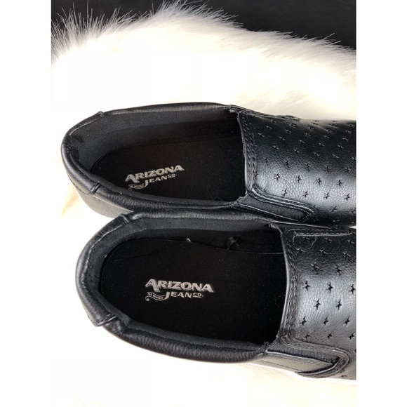 NWOT slide on shoes - Picture 3 of 4